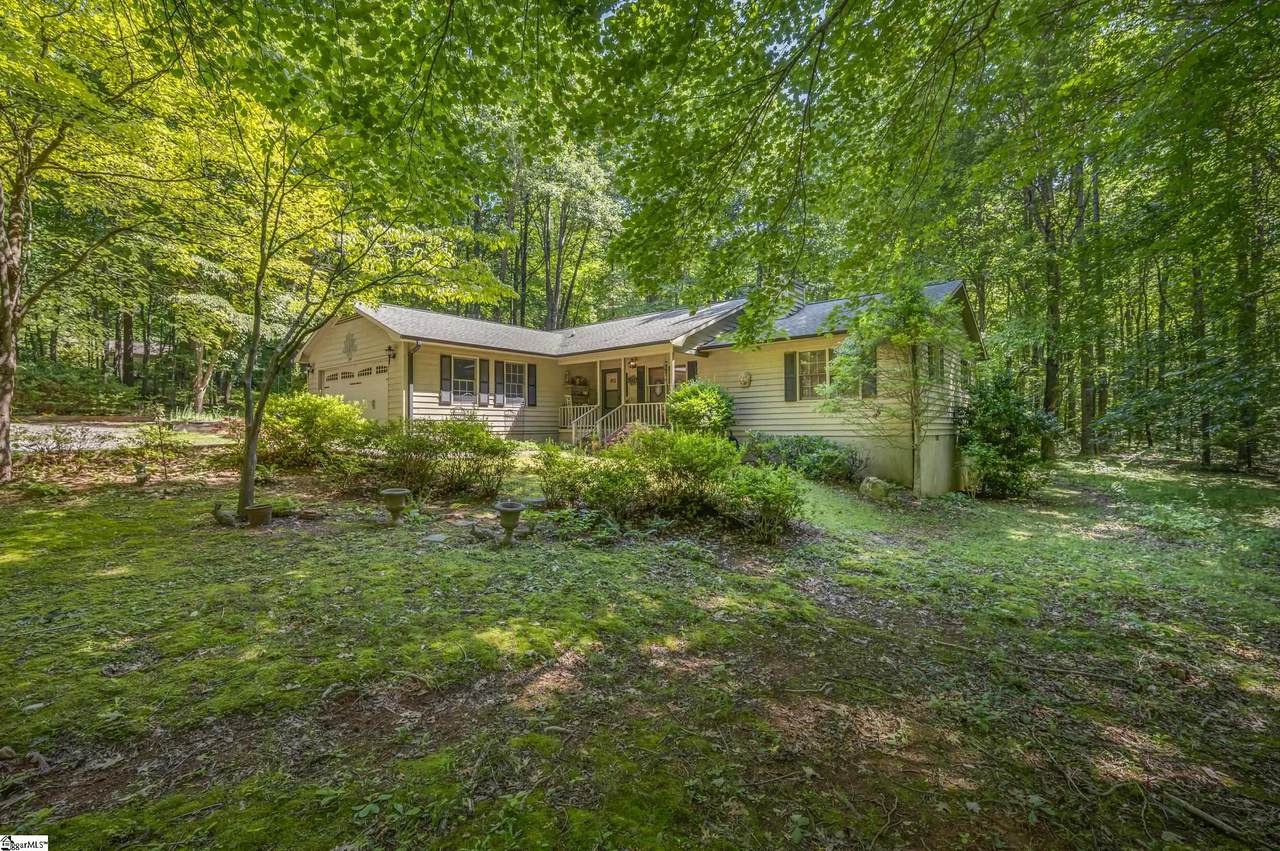 144 Beechwood Drive - Photo 1