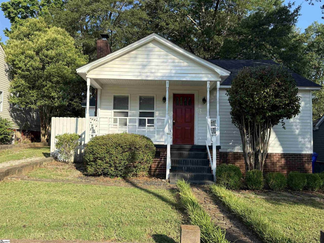16 Underwood Avenue - Photo 1