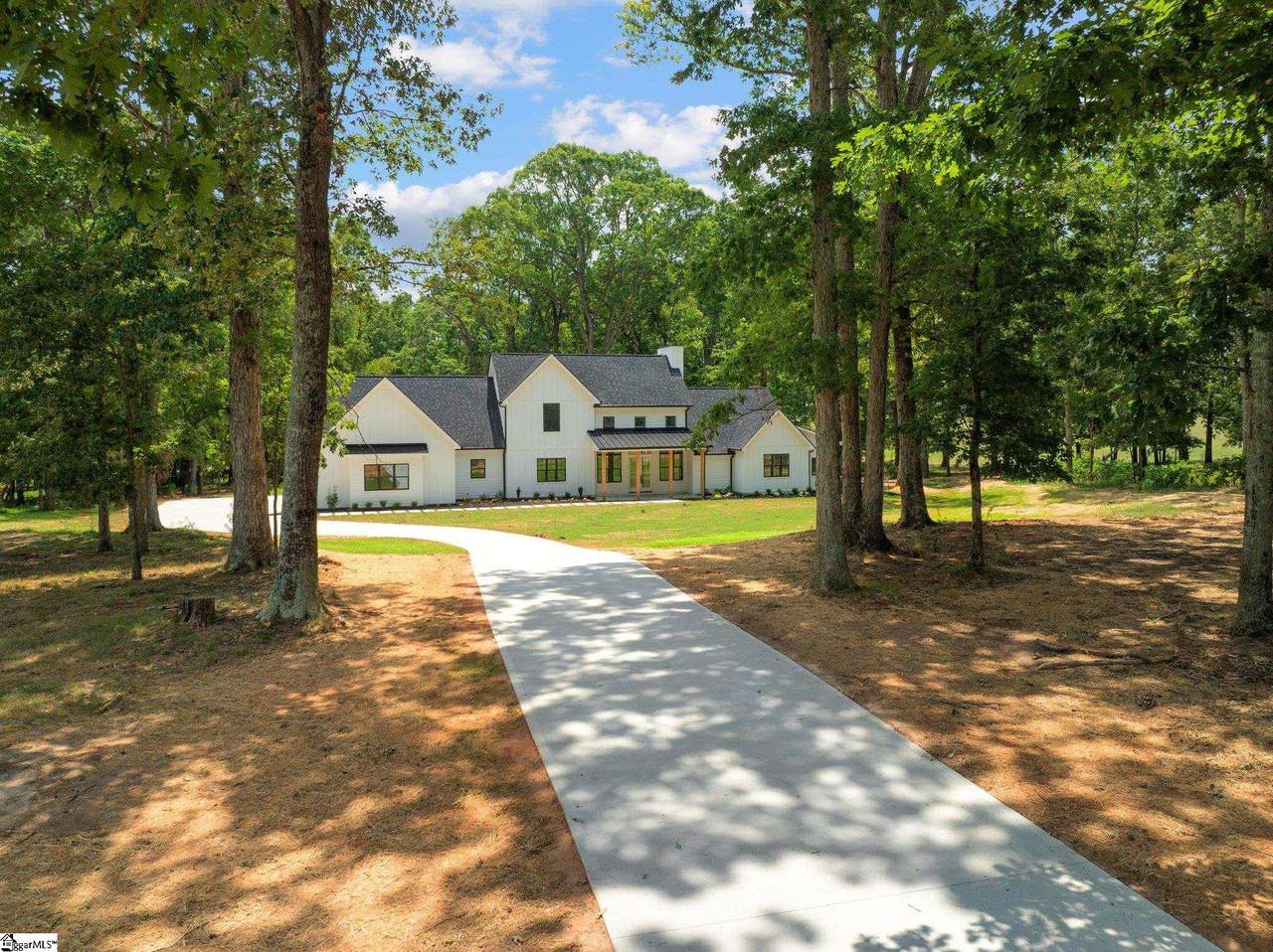 746 Garrison Road - Photo 1