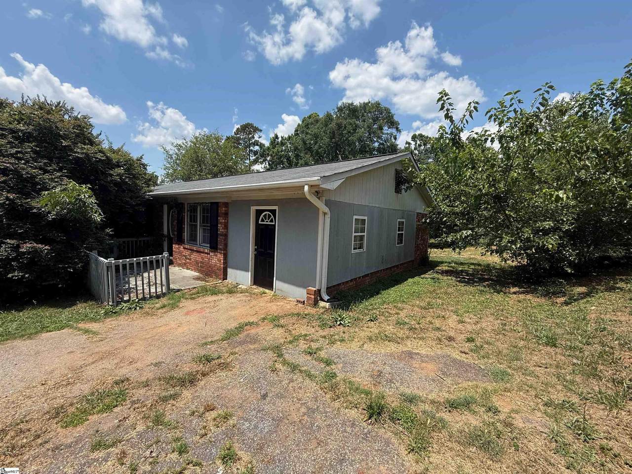 130 Landis Street - Photo 1