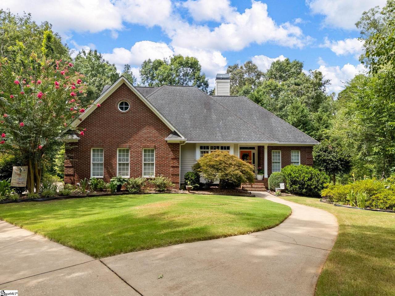 322 Oleander Lane - Photo 1