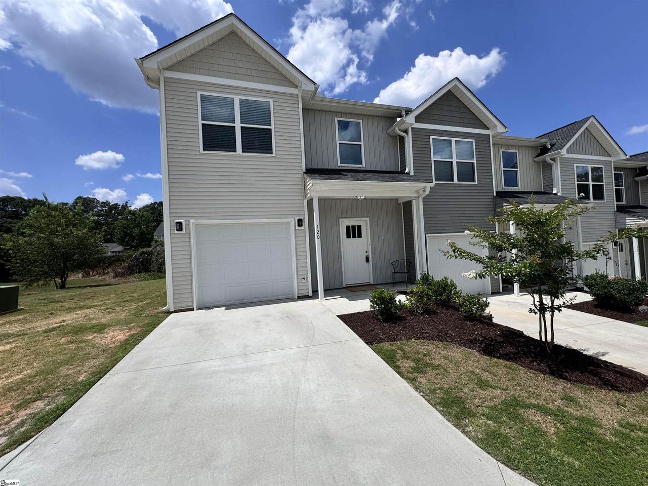 120 Cannon Drive - Photo 1