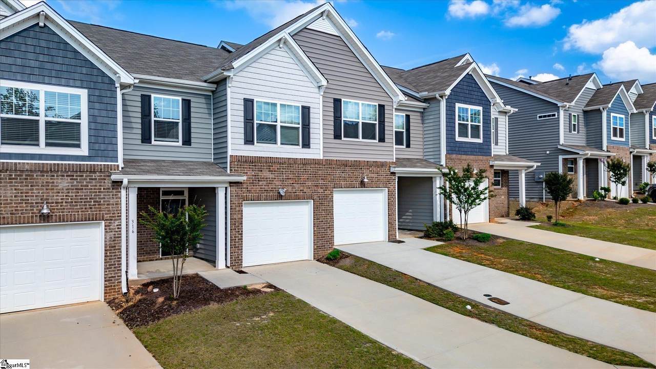 316 Compass Way - Photo 1