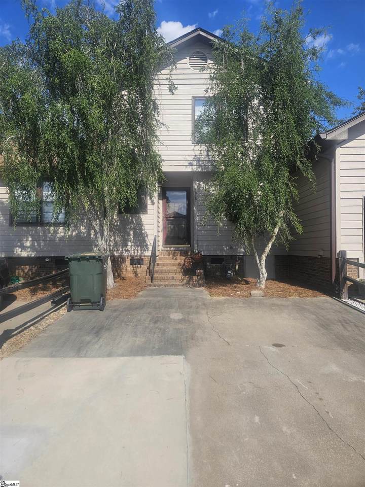 103 B Sunningdale Court - Photo 1