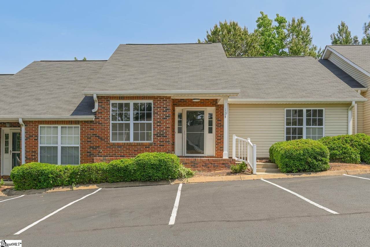 134 Brookhill Drive - Photo 1