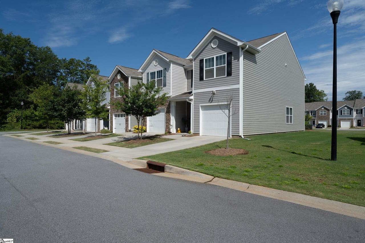114 Southridge Court - Photo 1