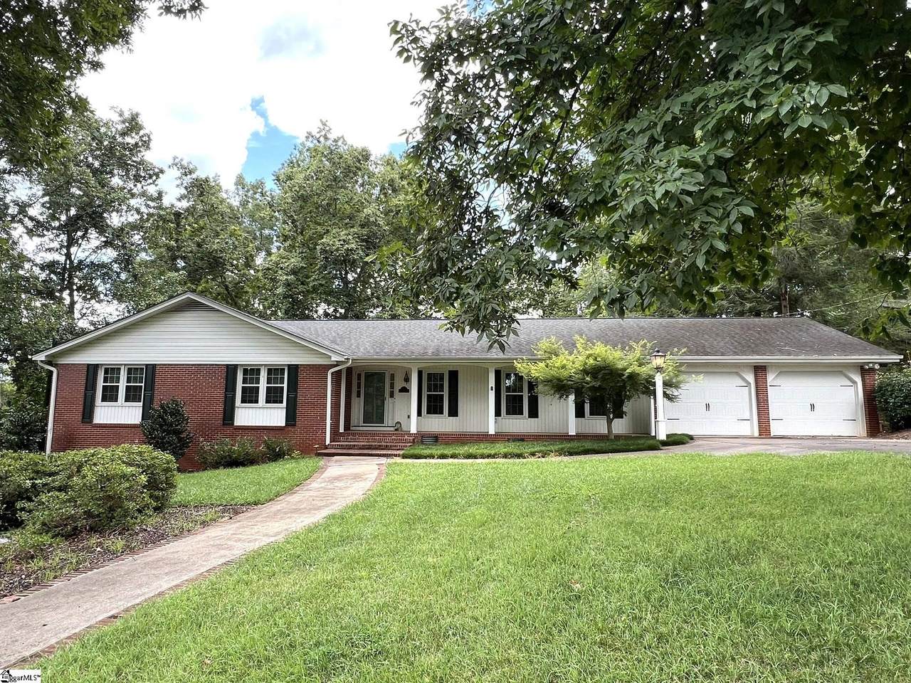 101 Robinall Drive - Photo 1