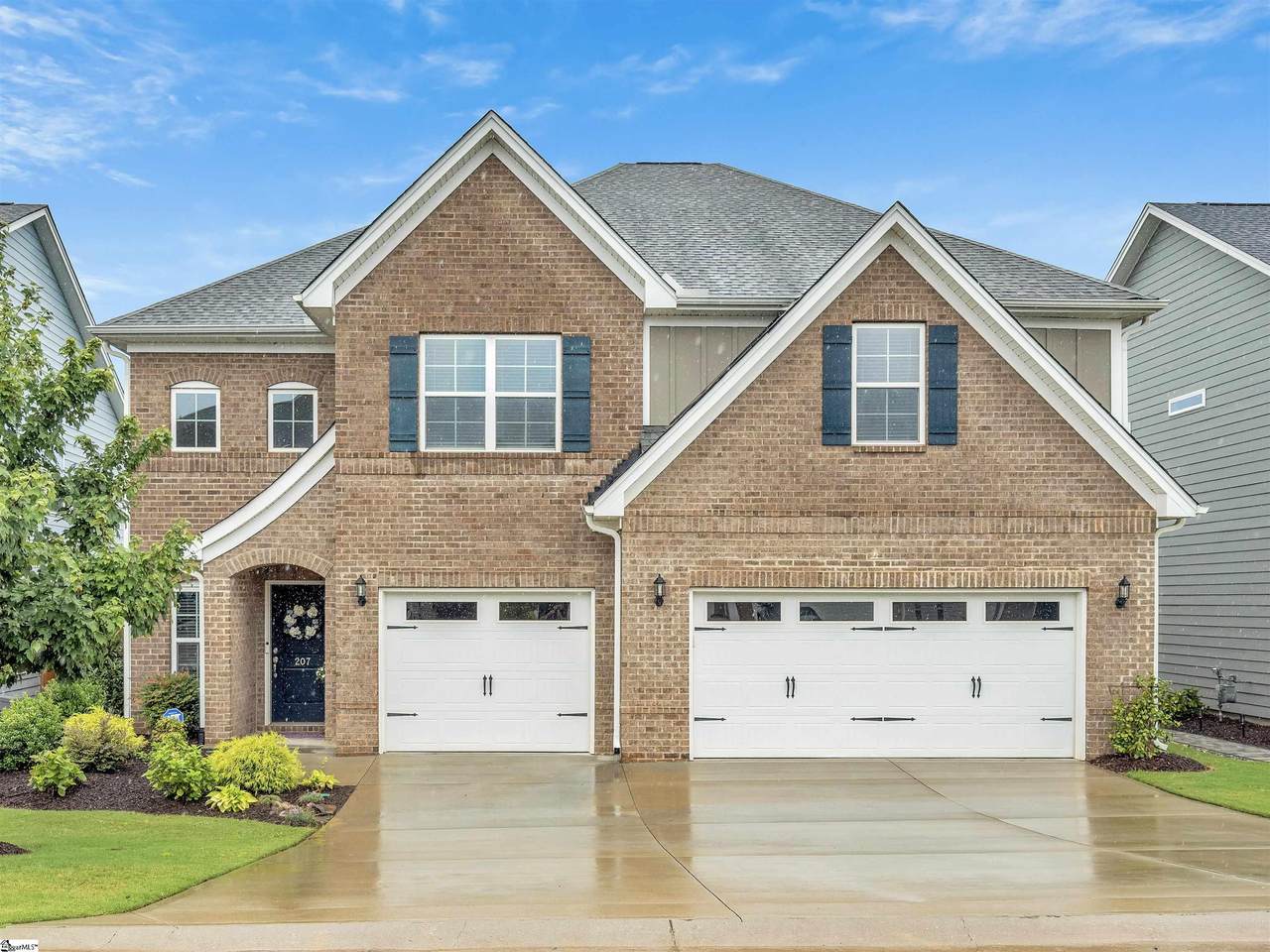 207 Reseda Drive - Photo 1