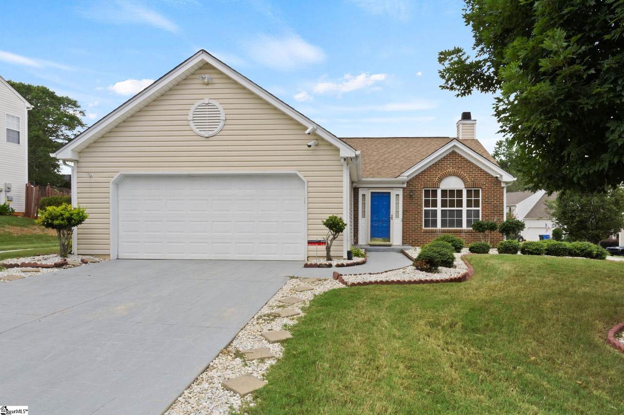 175 Bonnie Woods Drive - Photo 1