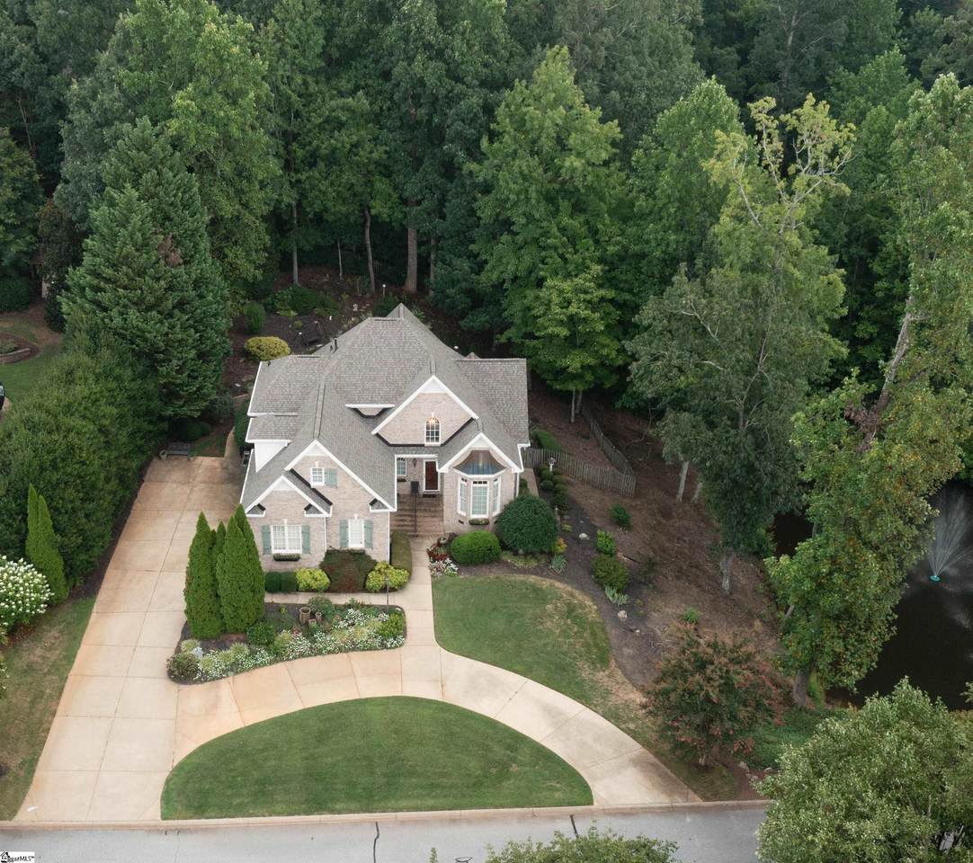 112 Siena Drive - Photo 1