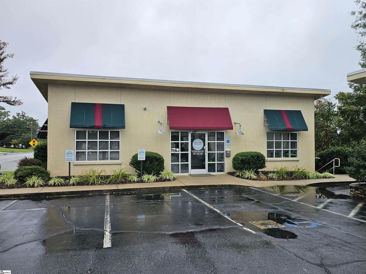 100 Edgewood Avenue - Photo 1