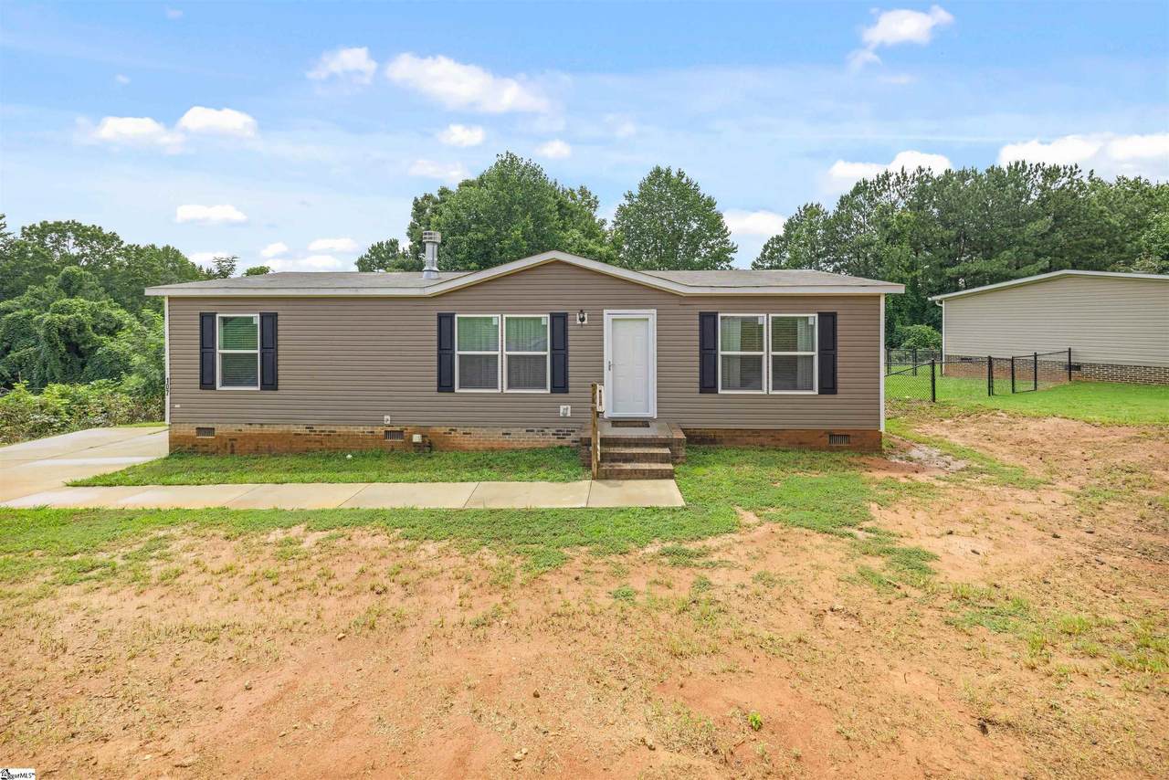 107 Breanna Court - Photo 1