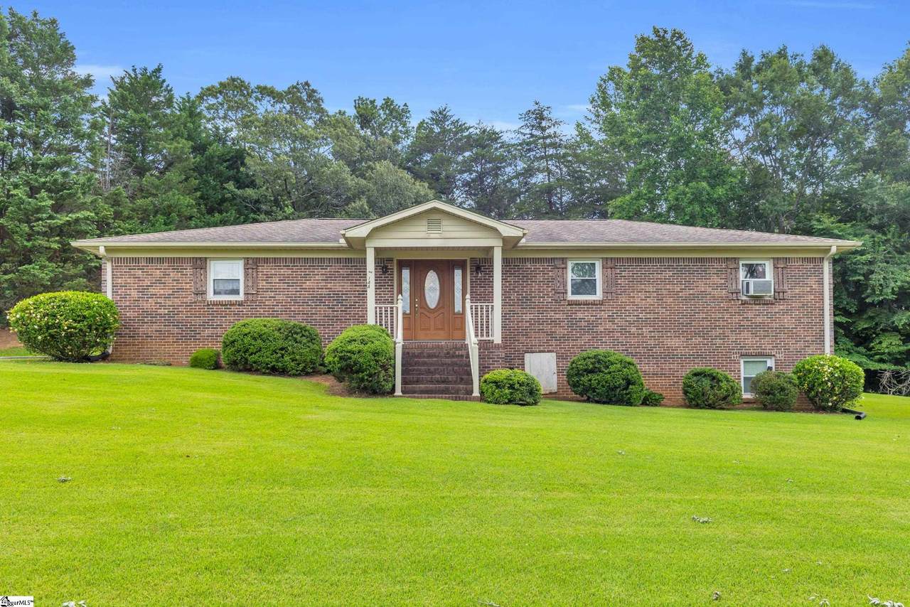 144 Martin Road - Photo 1