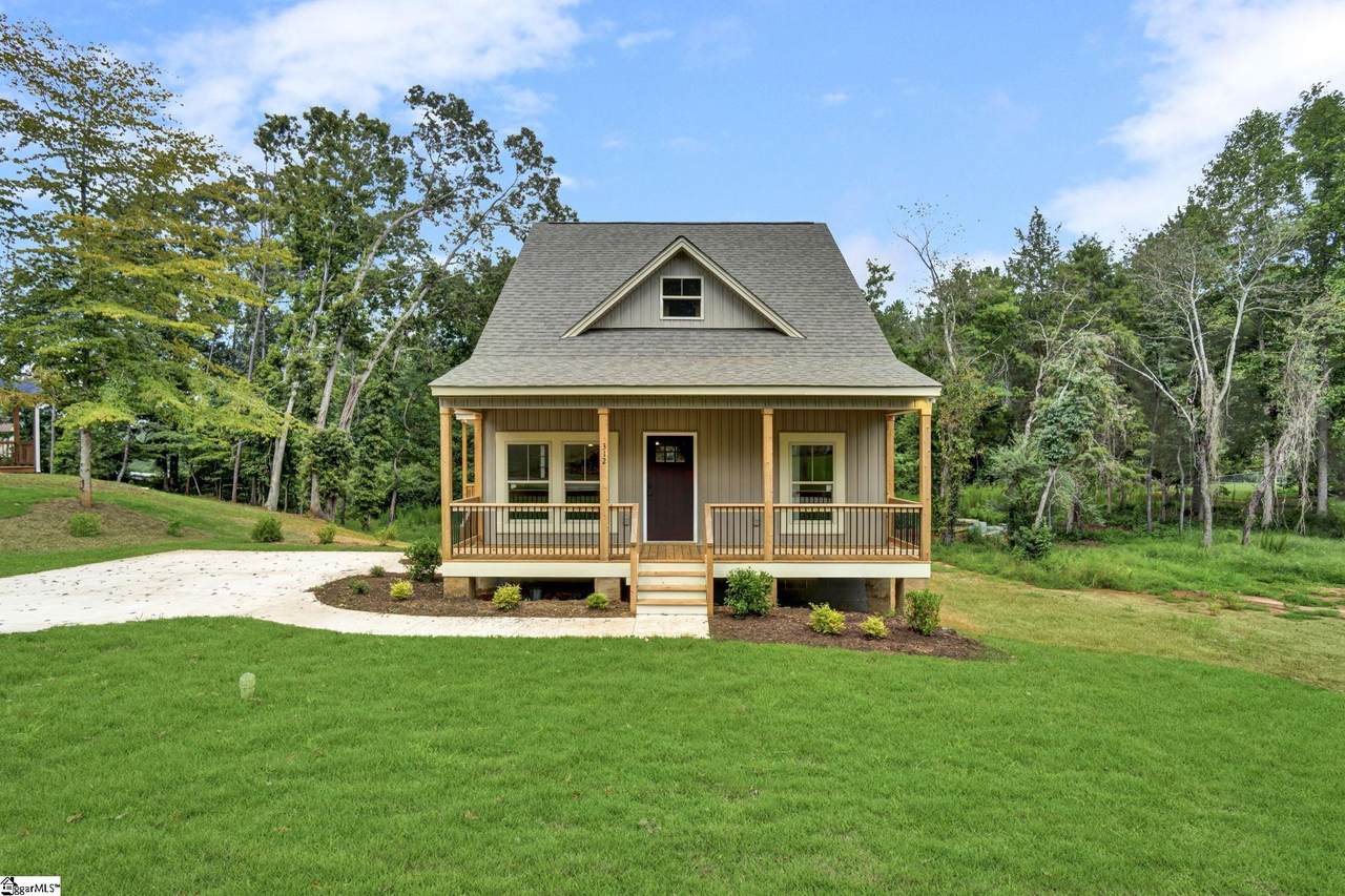 312 Forest Creek Drive - Photo 1