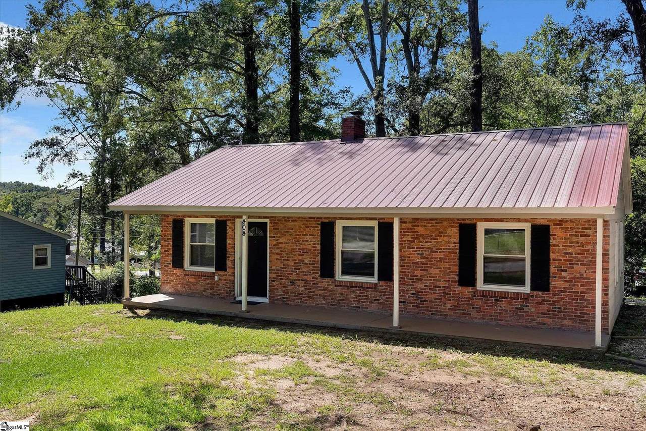 404 Montague Street - Photo 1