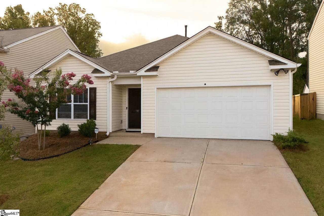 112 Kernow Lane - Photo 1