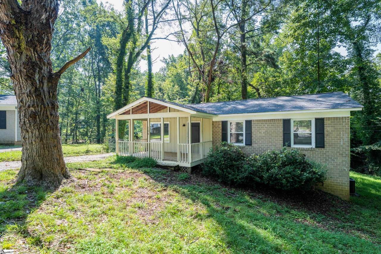 106 Carlton Court - Photo 1