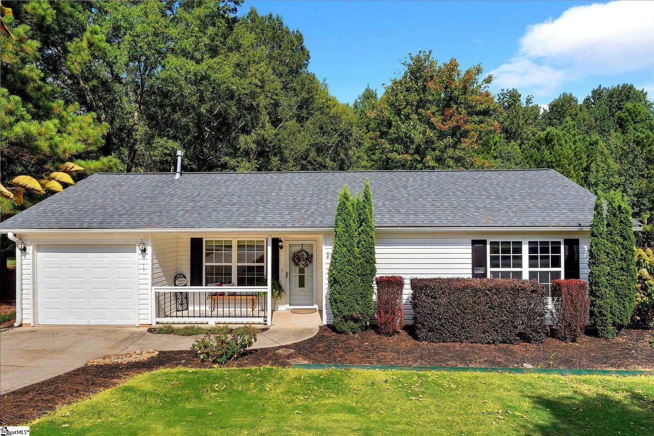 117 Bragg Drive - Photo 1