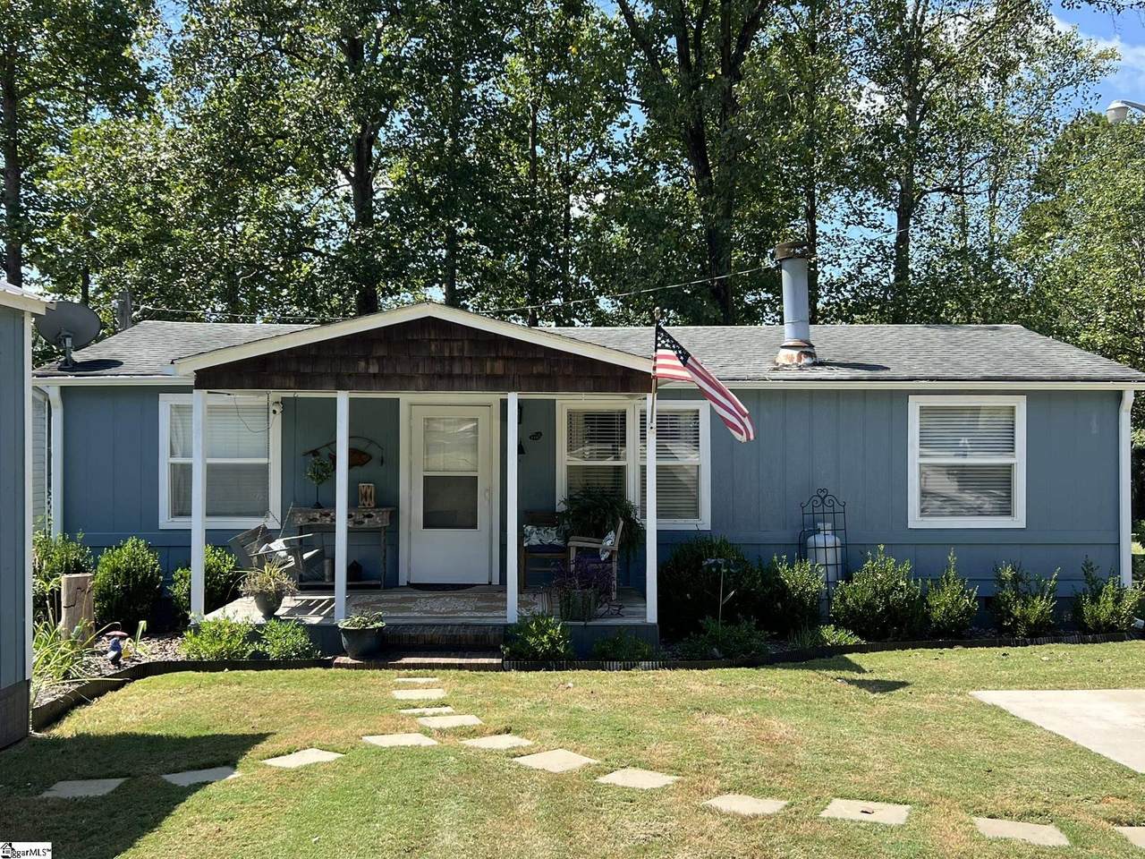 110 Dogwood Lane - Photo 1