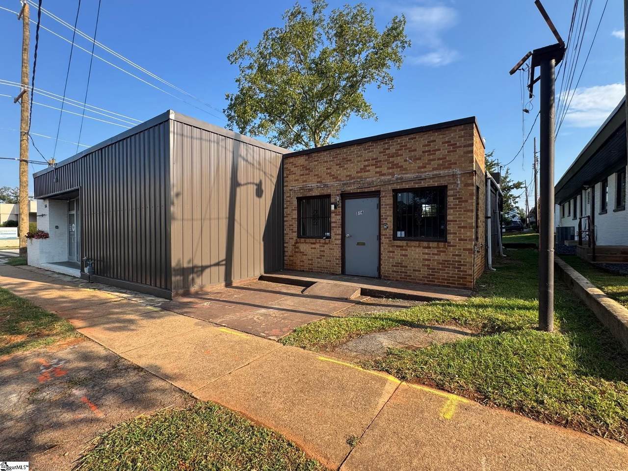 514 Arlington Avenue - Photo 1