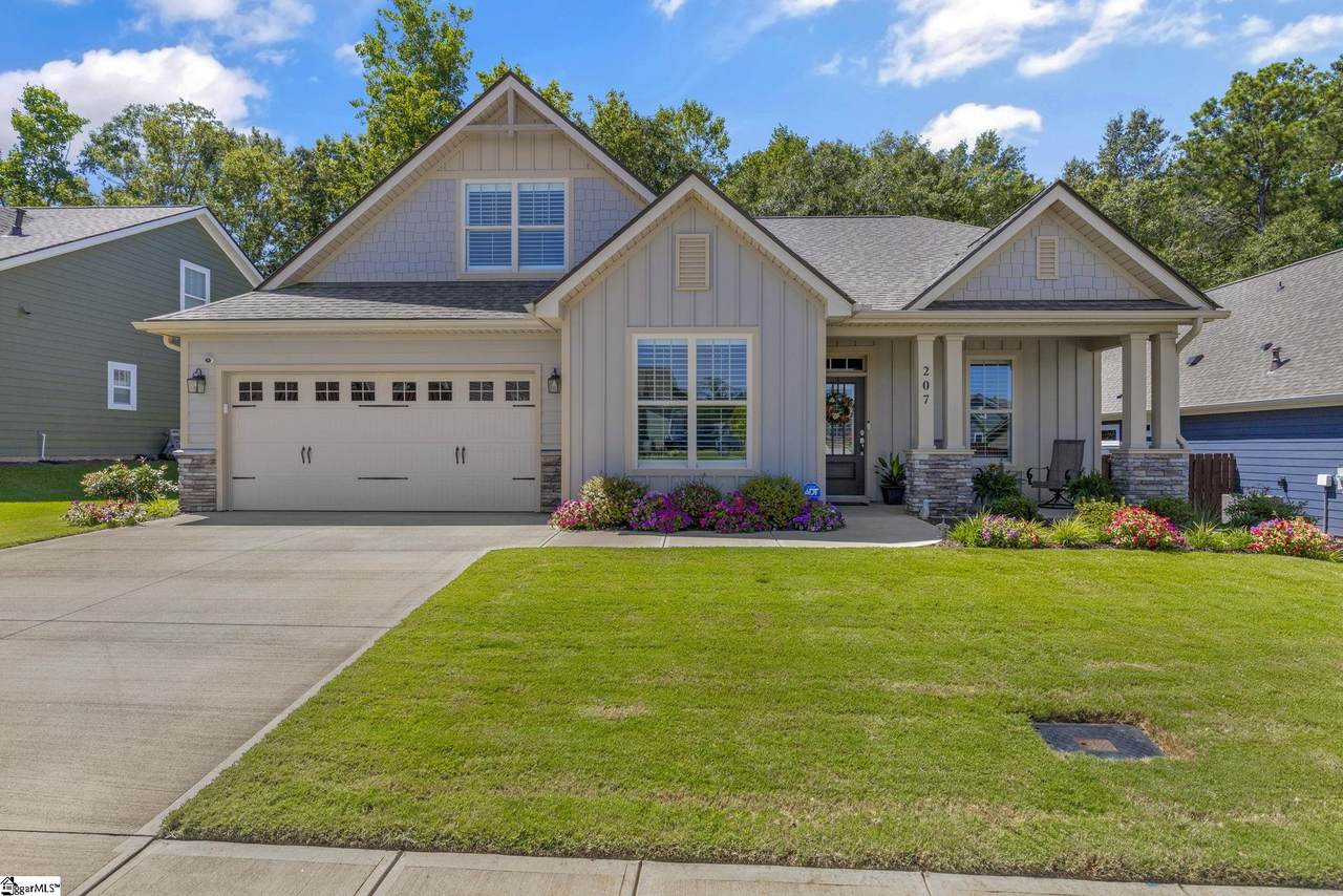 207 Ridgebury Place - Photo 1