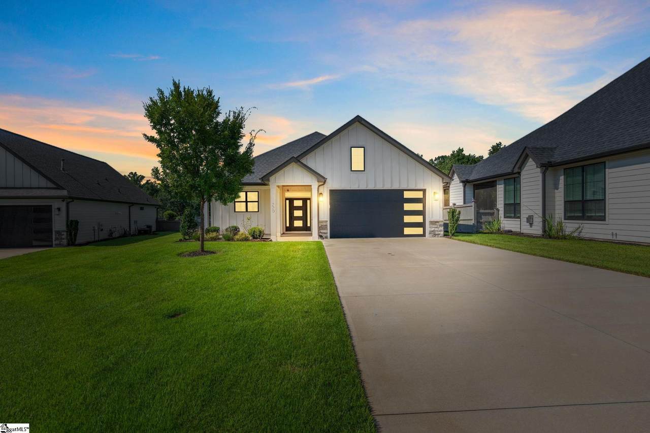 220 Horse Tack Trail - Photo 1