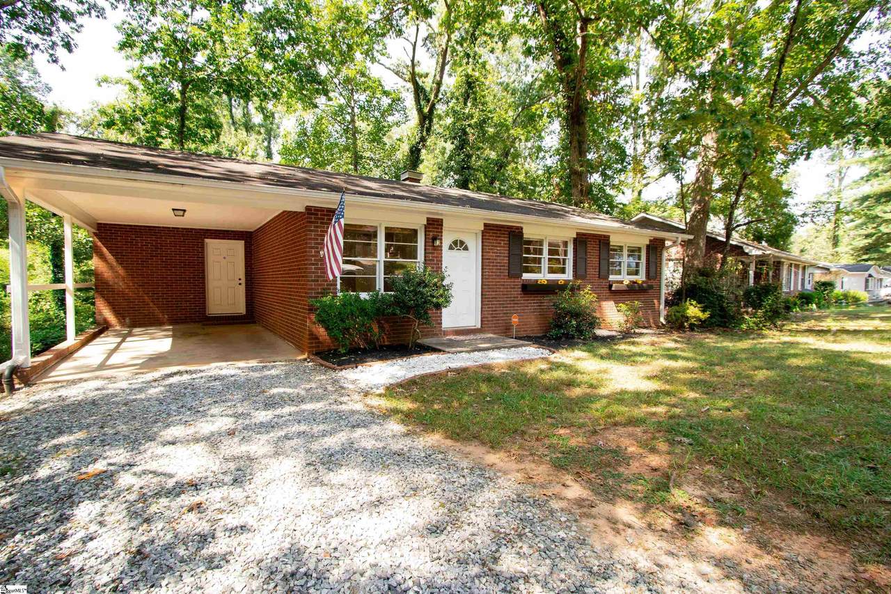 365 Amherst Drive - Photo 1