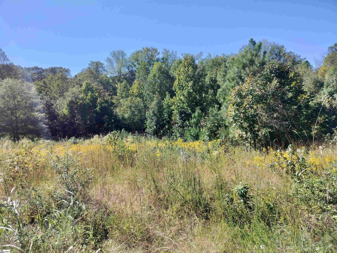 244+246 River Oaks Circle - Photo 1