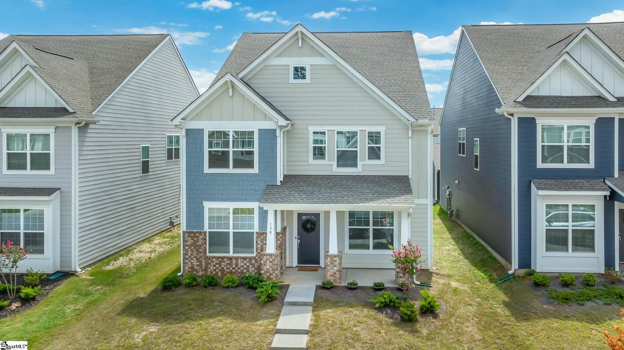 138 Magnolia Street - Photo 1