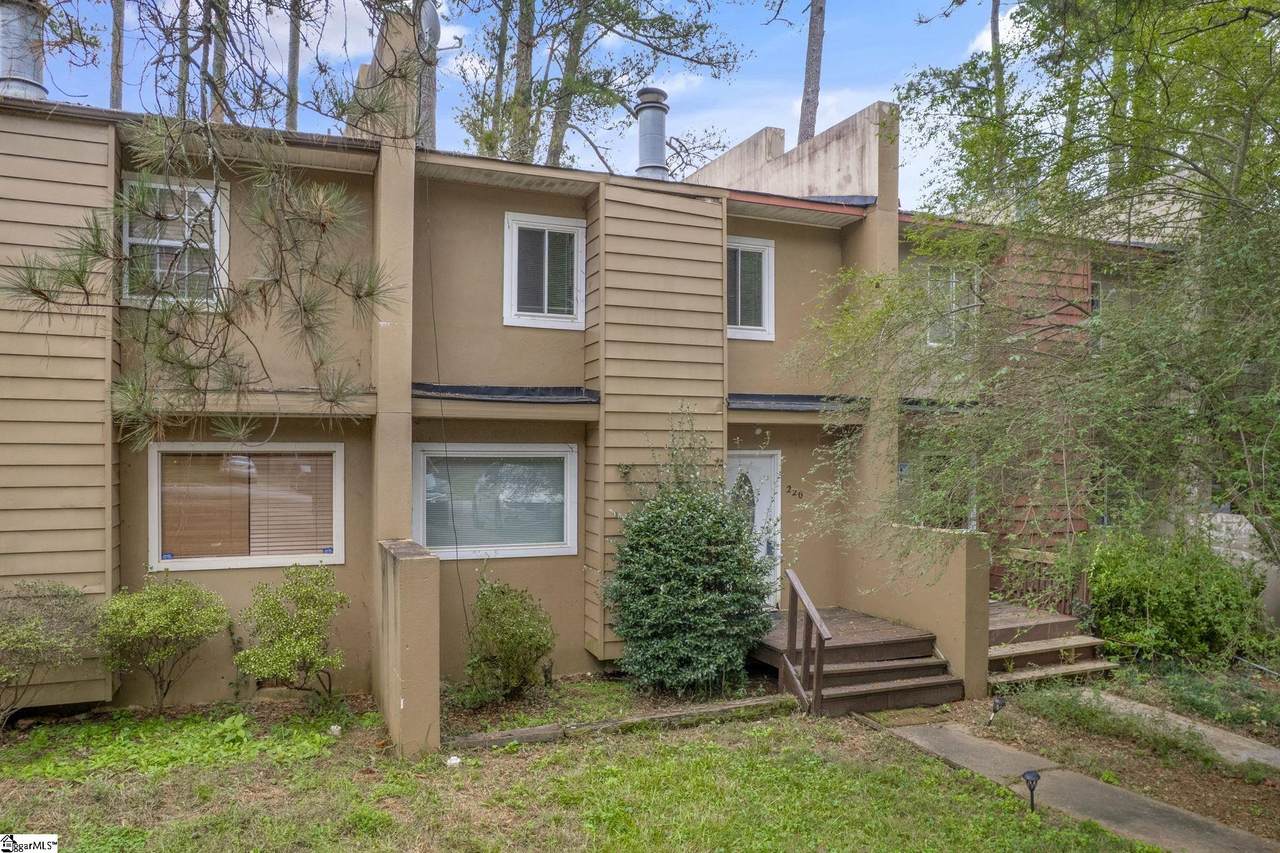 220 Charleston Avenue - Photo 1