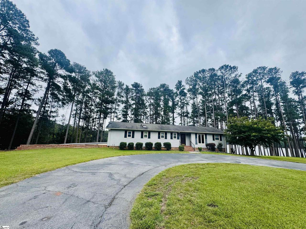171 Kirkland Drive - Photo 1