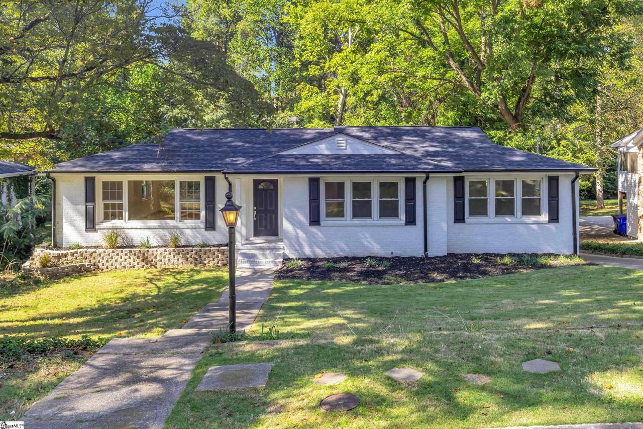 211 Bradley Boulevard - Photo 1