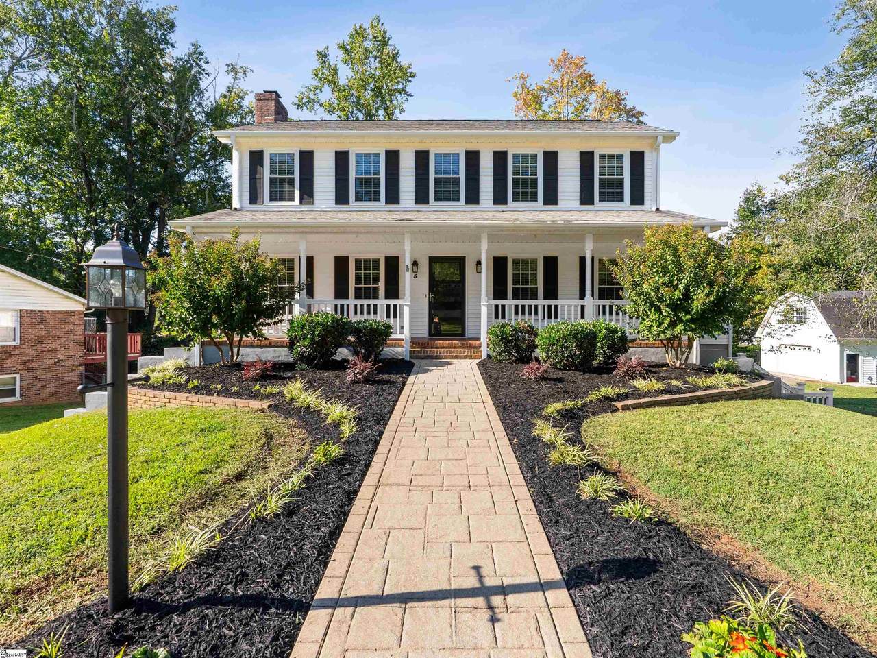 5 Fayethel Drive - Photo 1