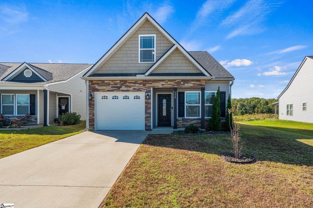198 Highland Springs Loop - Photo 1