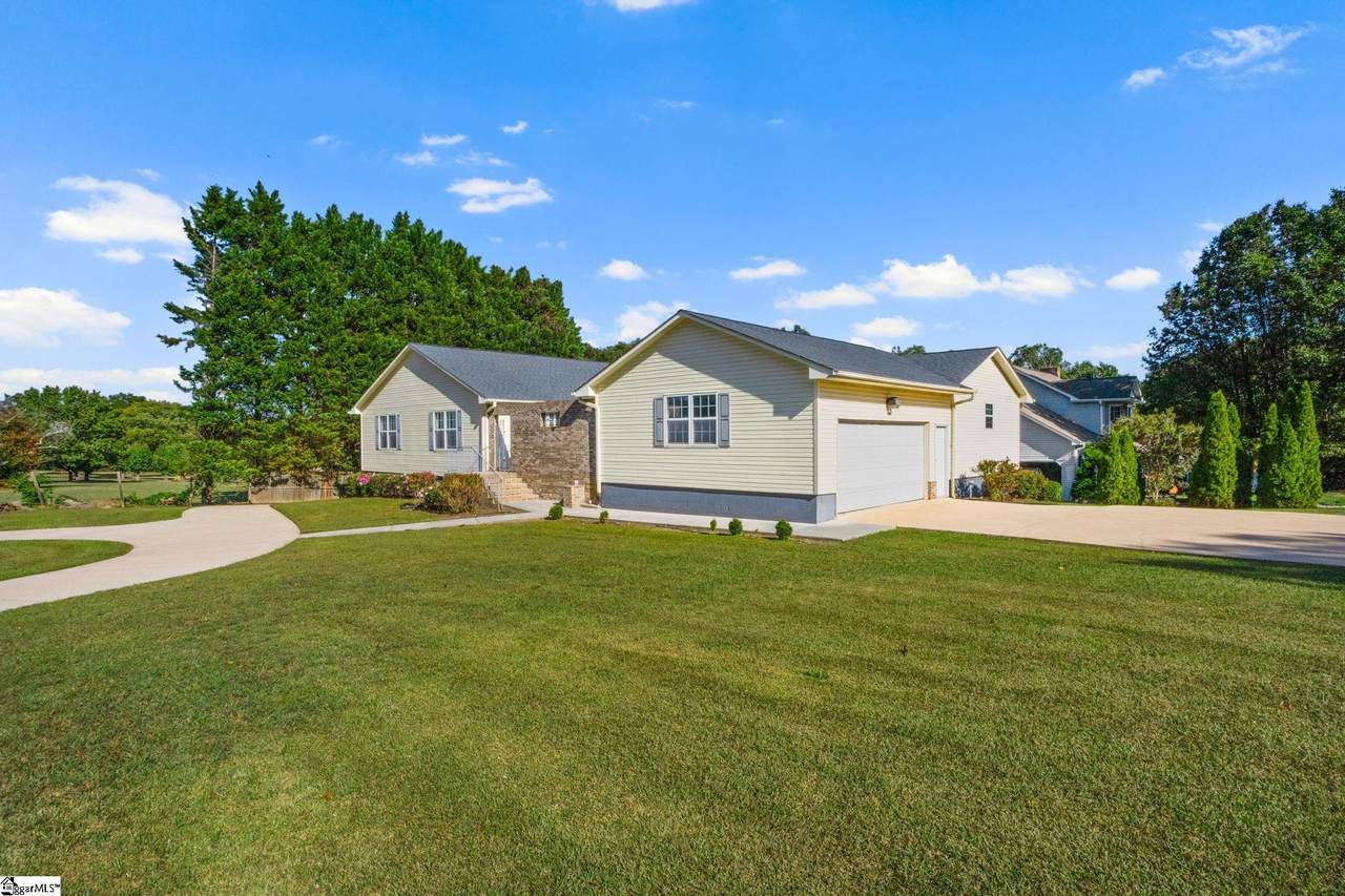 1 Sheridan Place - Photo 1