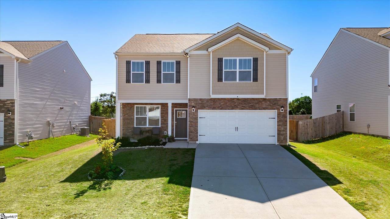 132 Slateford Circle - Photo 1