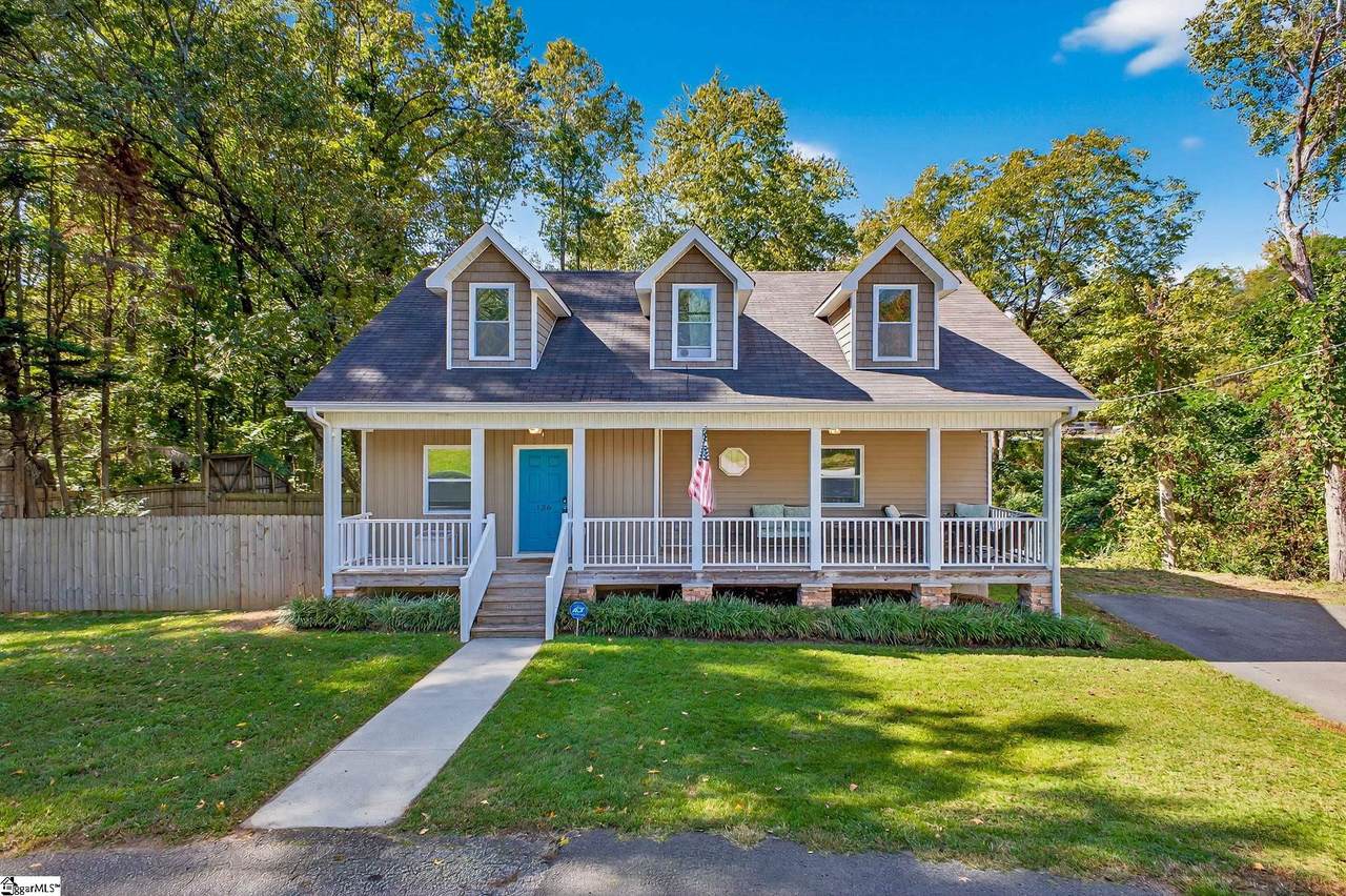 136 Cherokee Road - Photo 1