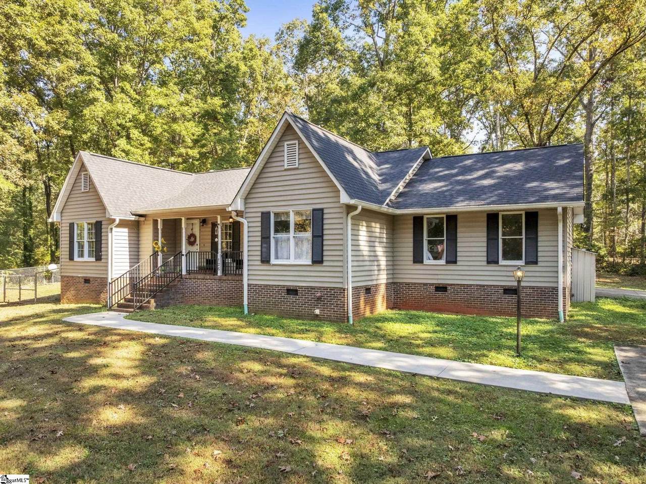 126 Edinburg Road - Photo 1