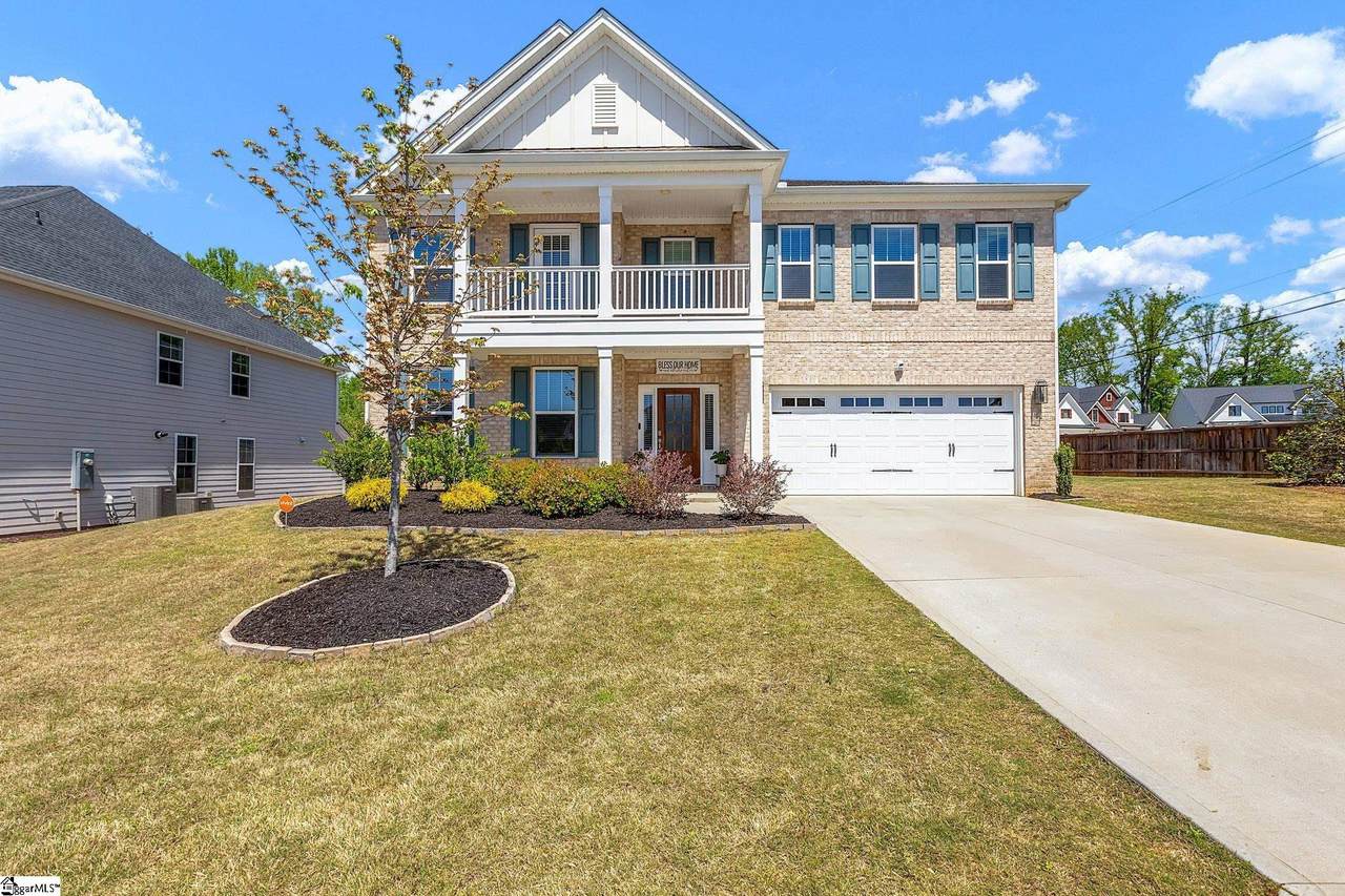 201 Tyrian Drive - Photo 1
