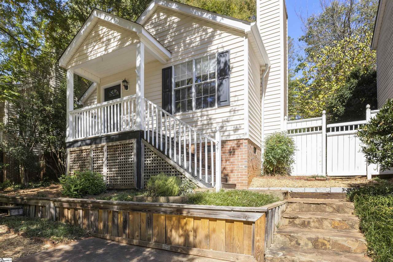 24 Townes Square Lane - Photo 1