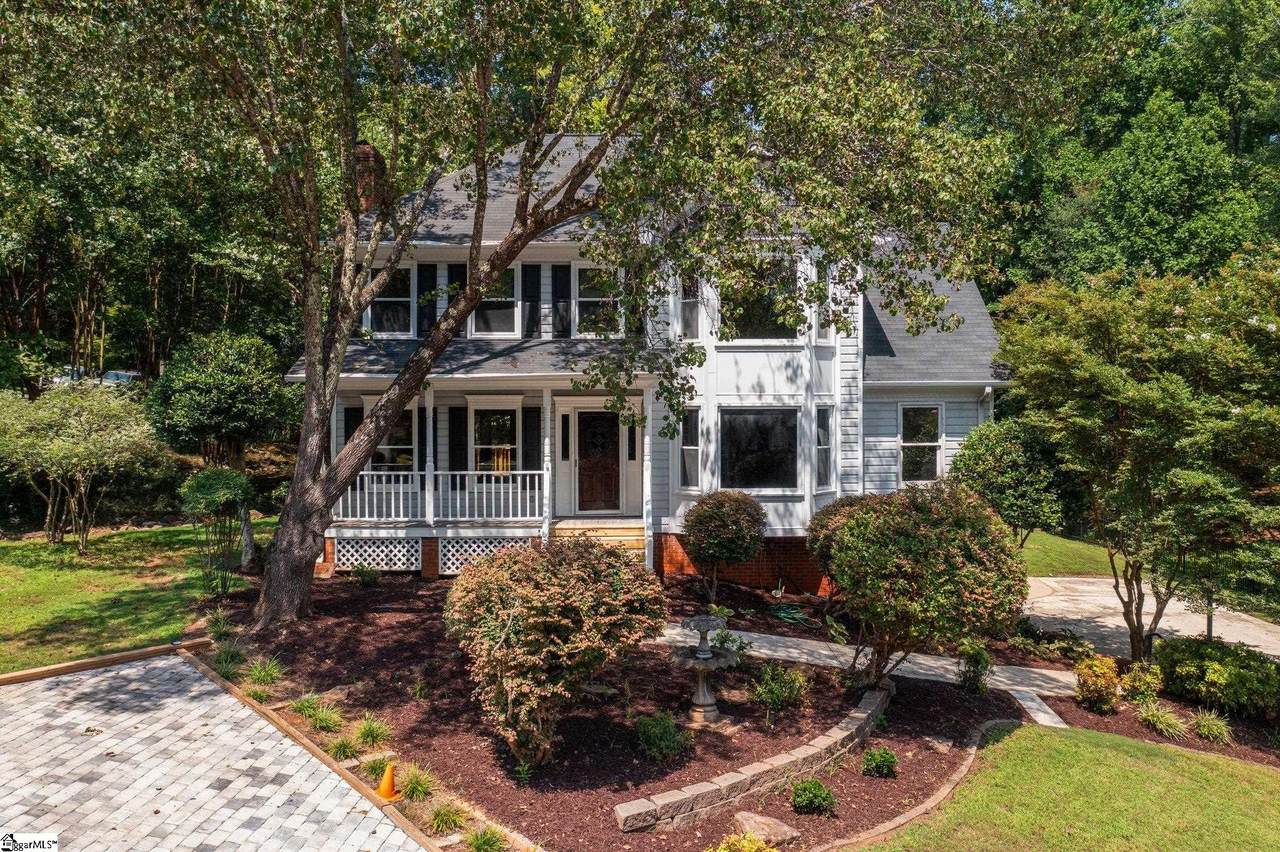 28 Bernwood Drive - Photo 1