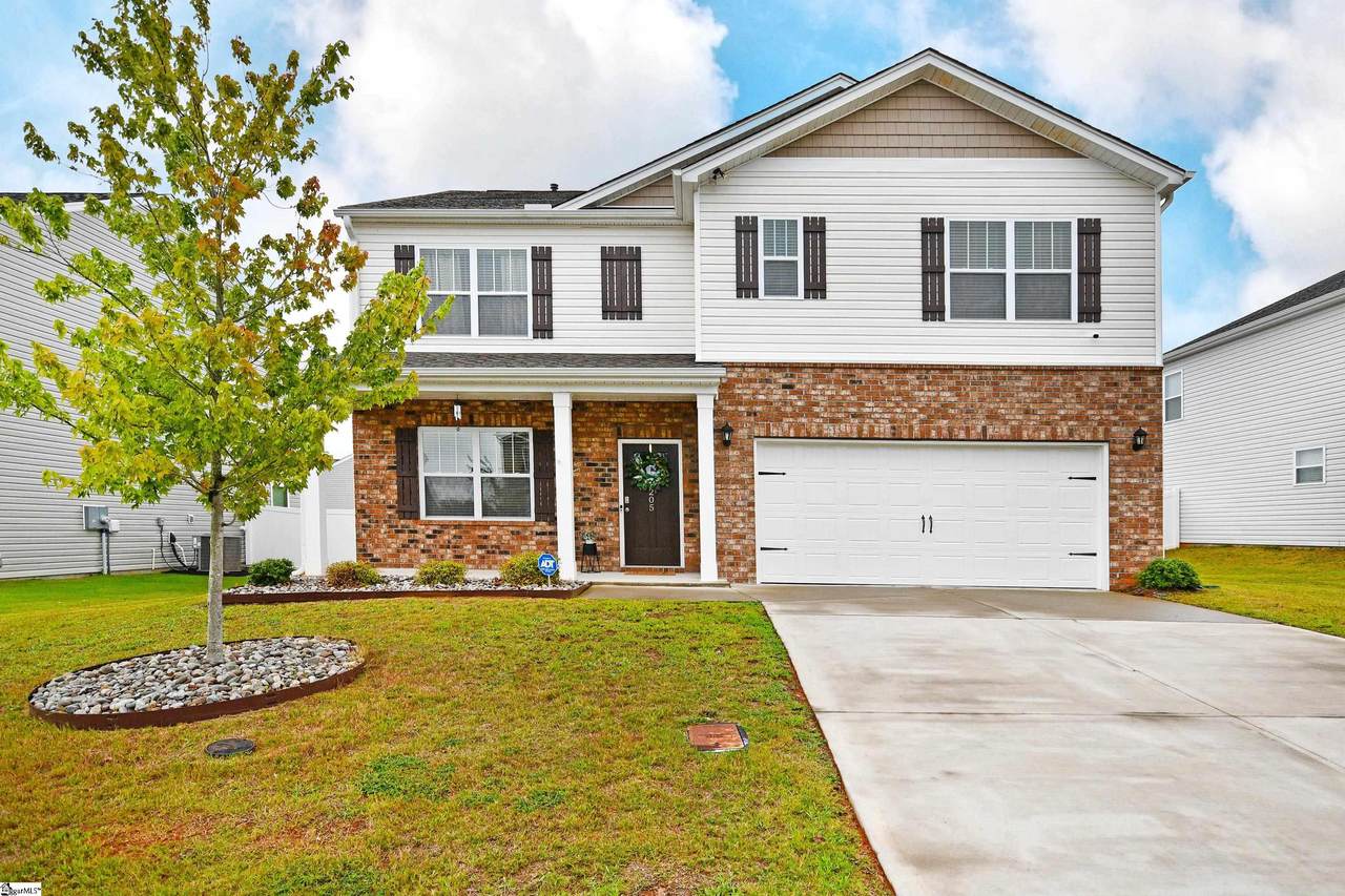 205 Lily Pond Place - Photo 1