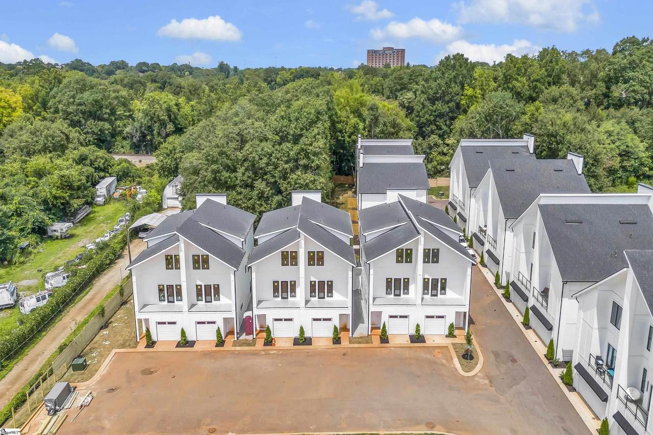 212 Ackert Way - Photo 1