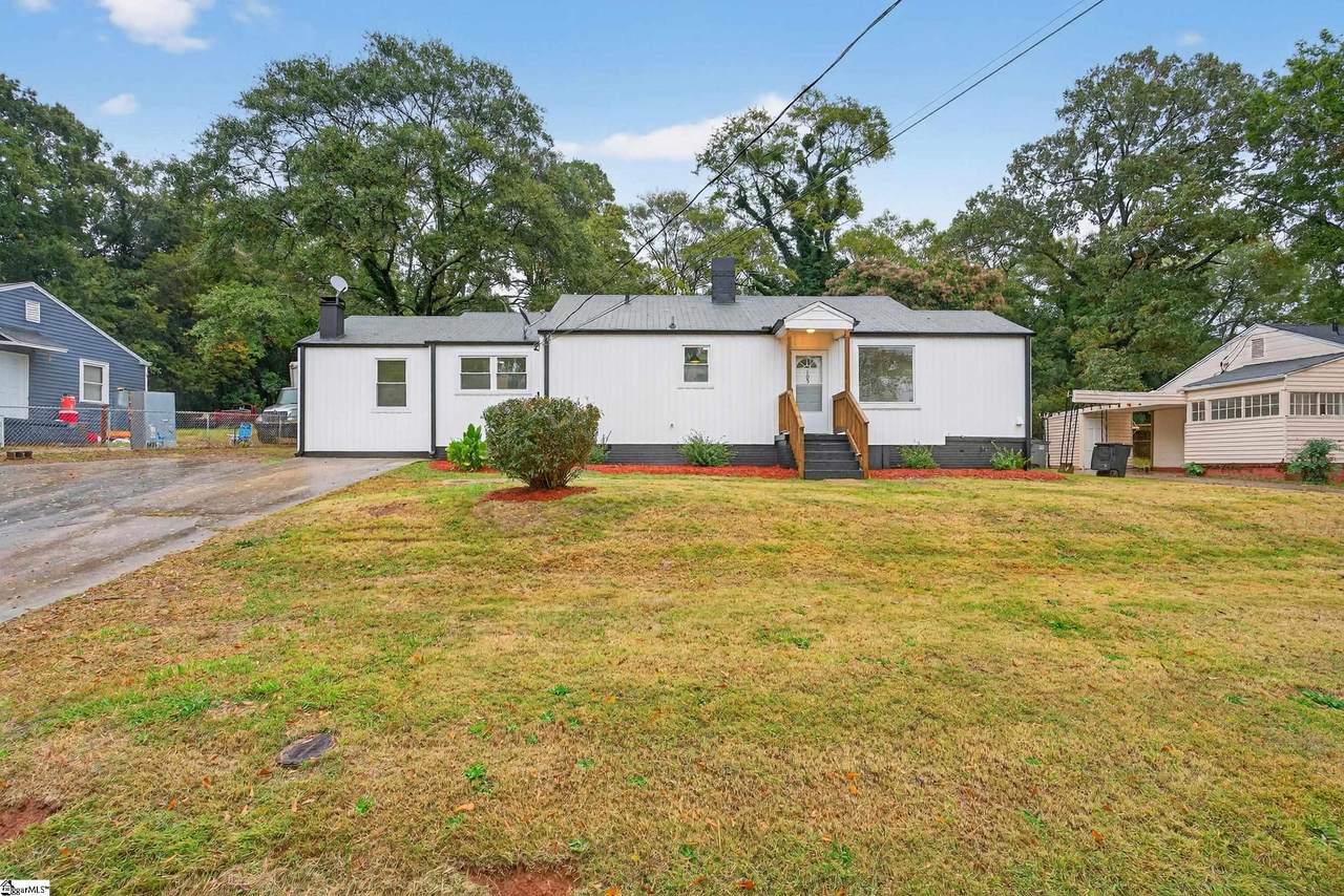 105 S Estate Drive - Photo 1