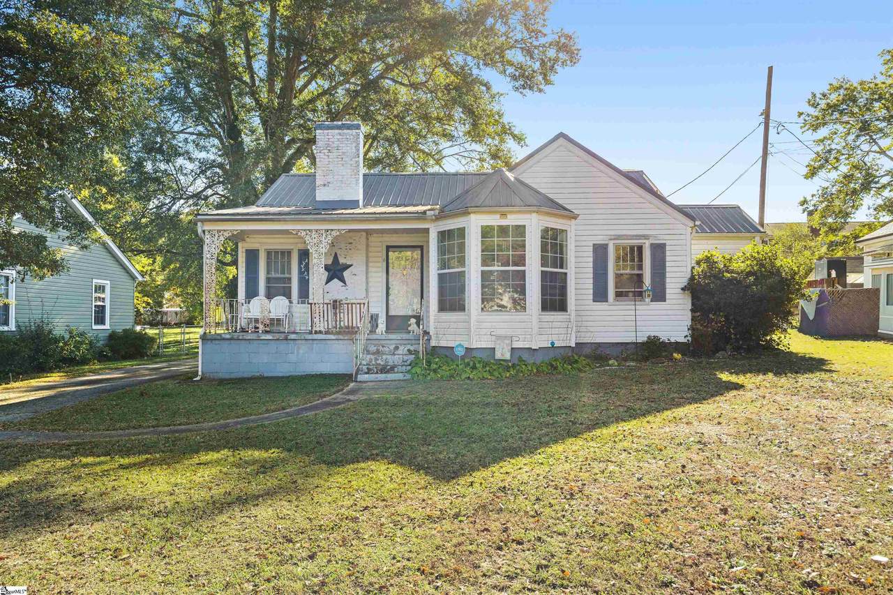 6 Berkley Avenue - Photo 1
