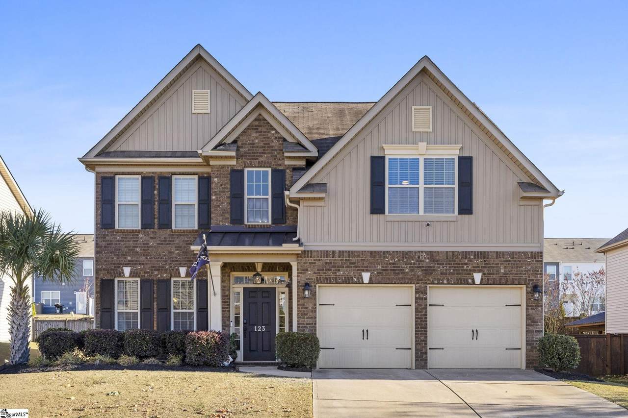 123 Willowbottom Drive - Photo 1