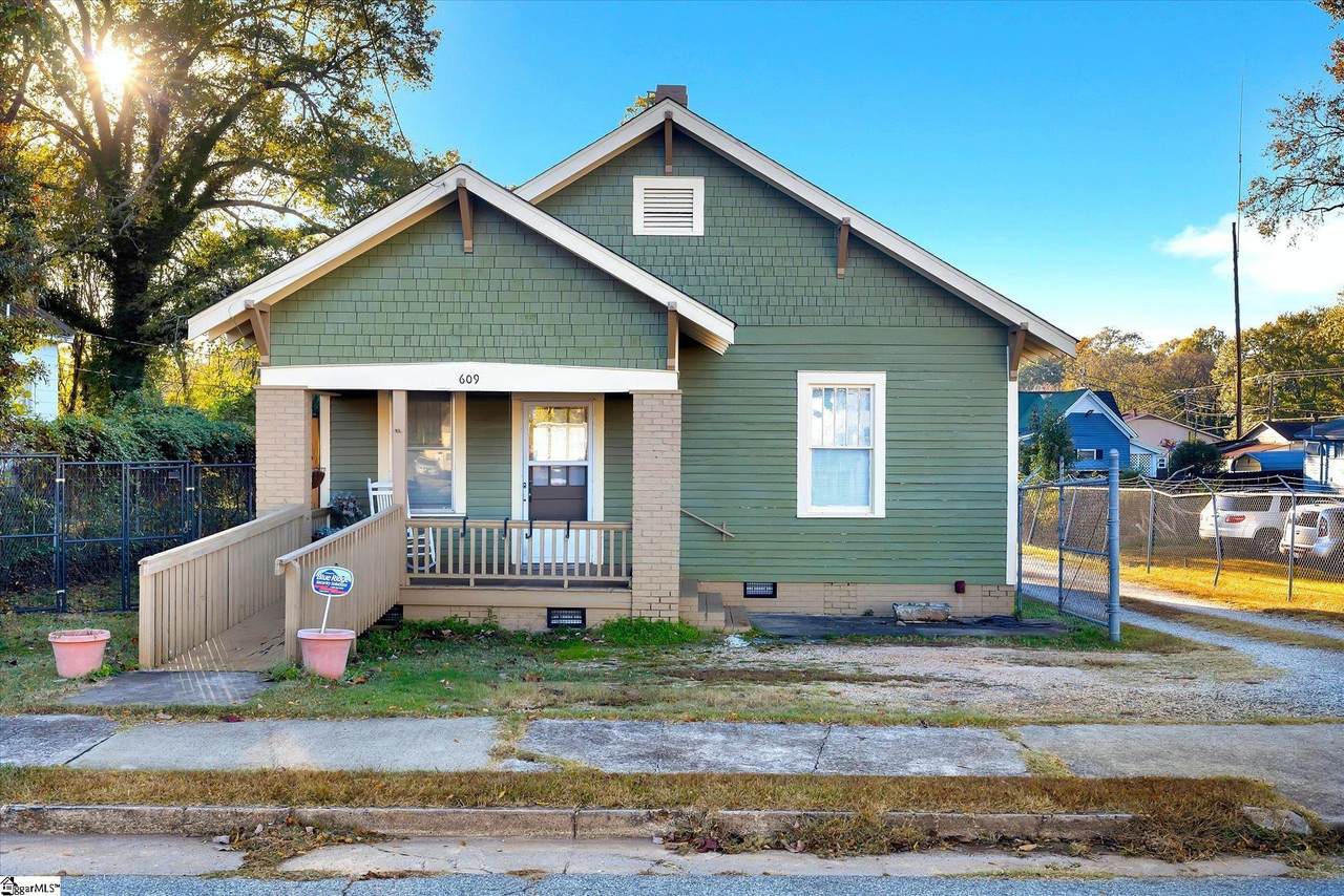609 Fair Street - Photo 1