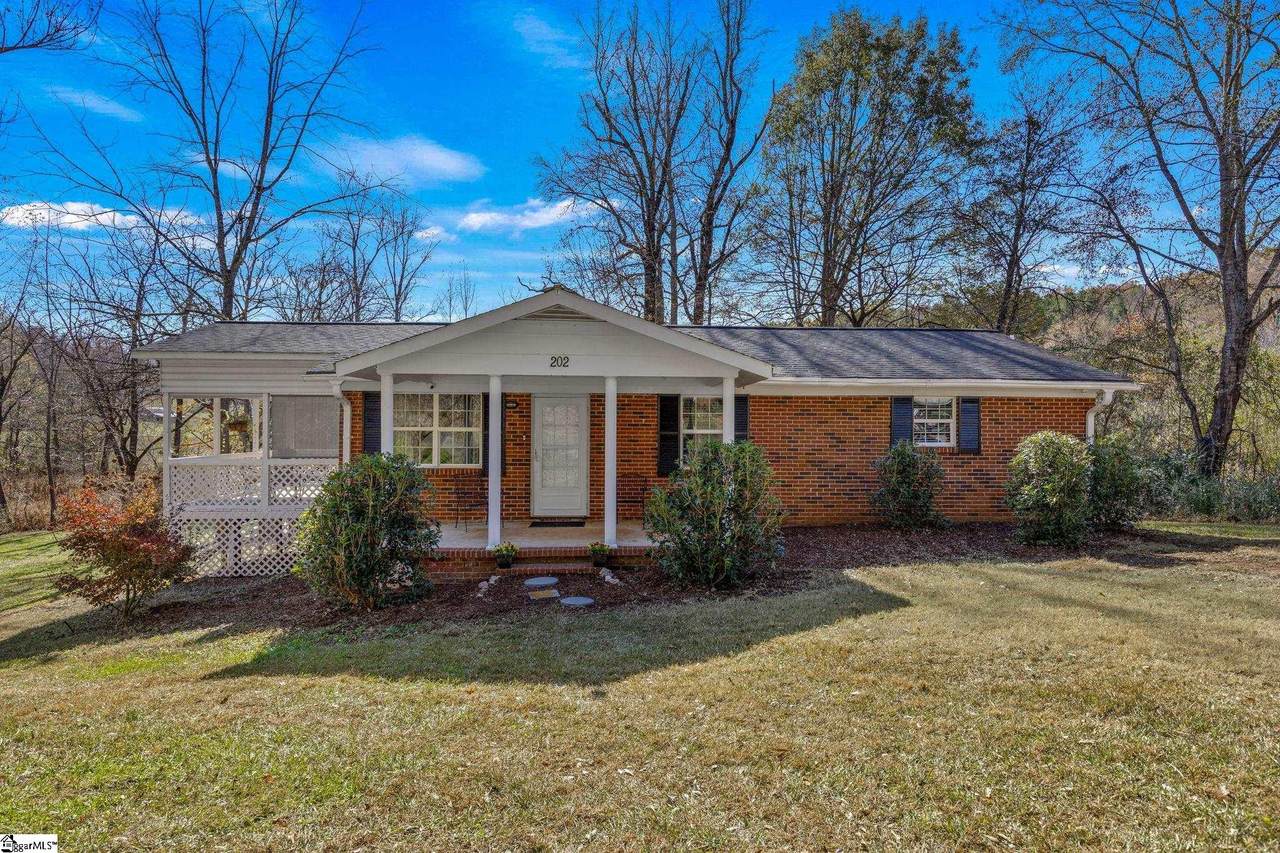 202 Cove Creek Road - Photo 1