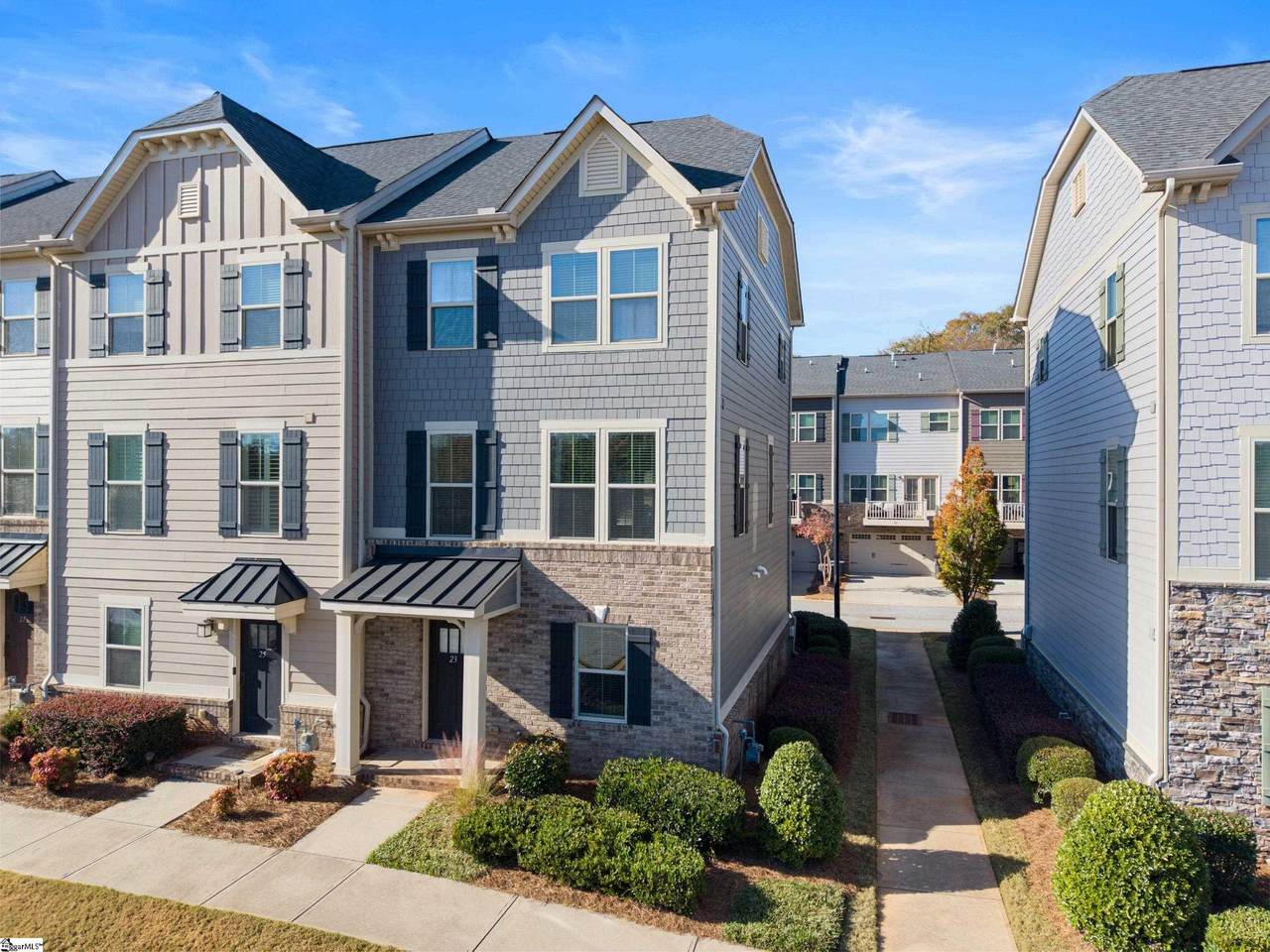 23 Itasca Drive - Photo 1