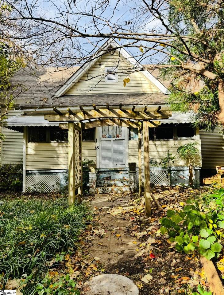 13 Montgomery Street - Photo 1